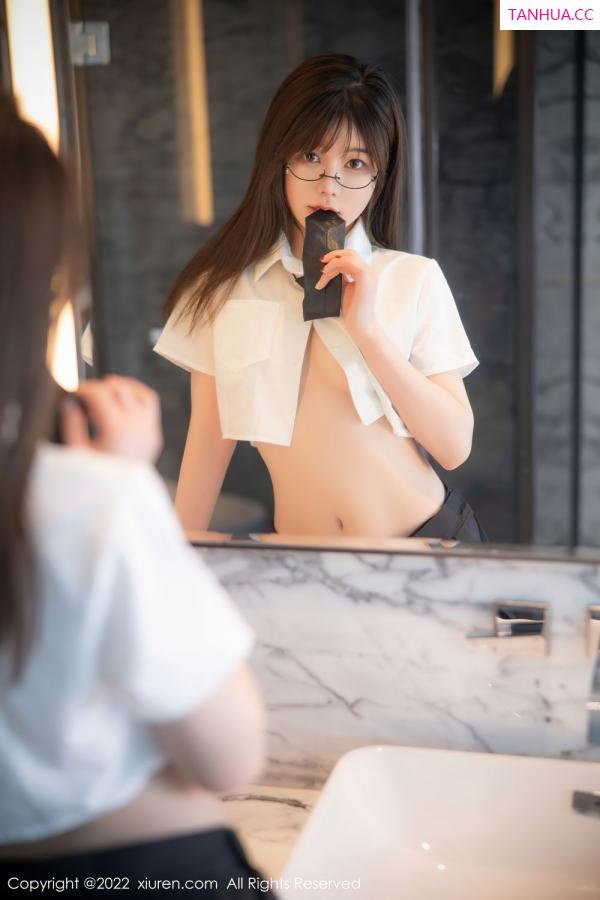 婠婠么  [XiuRen]高清写真图 2022.08.01 No.5365 婠婠么第46张图片